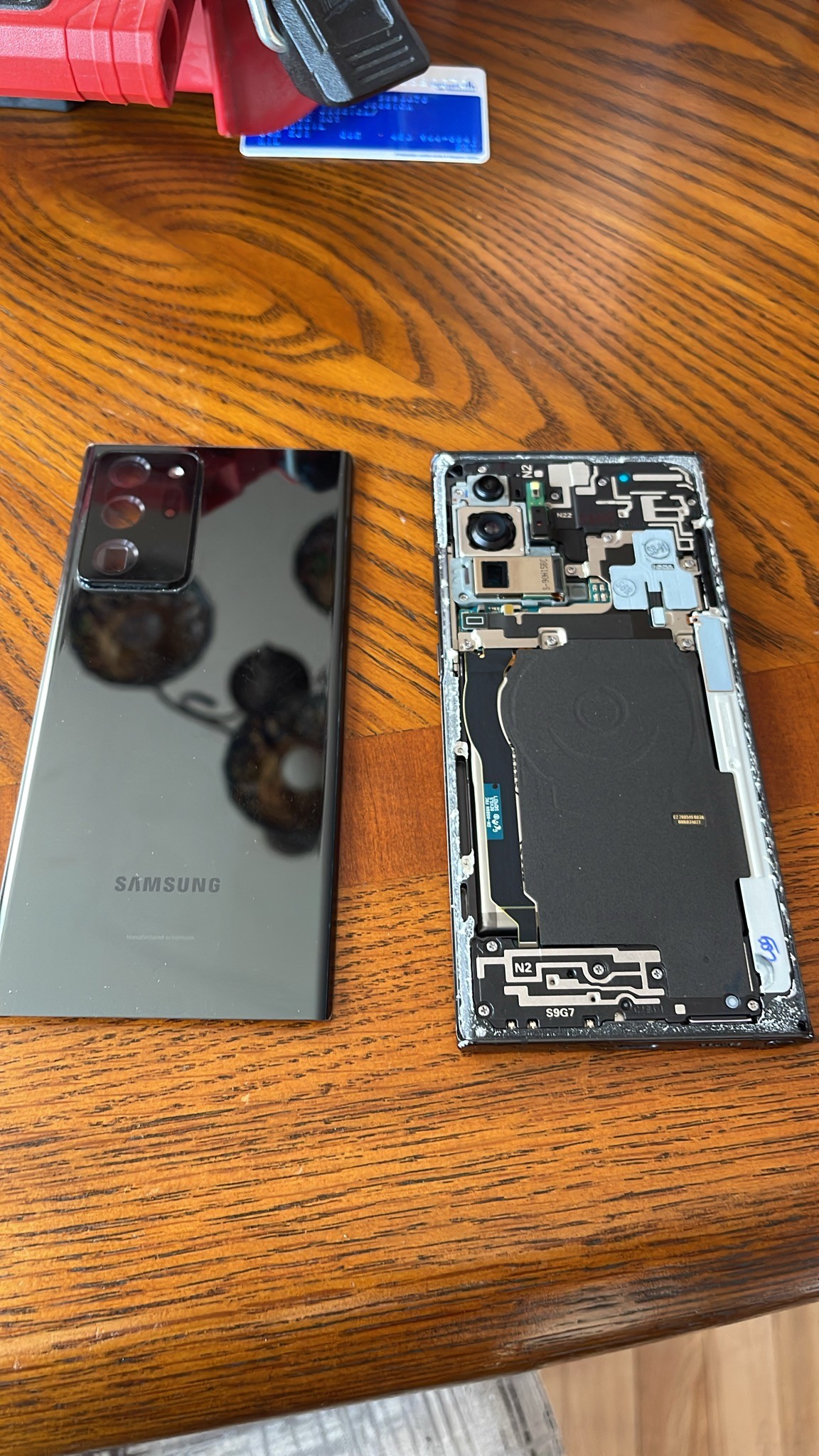 Samsung ouvert en réparation